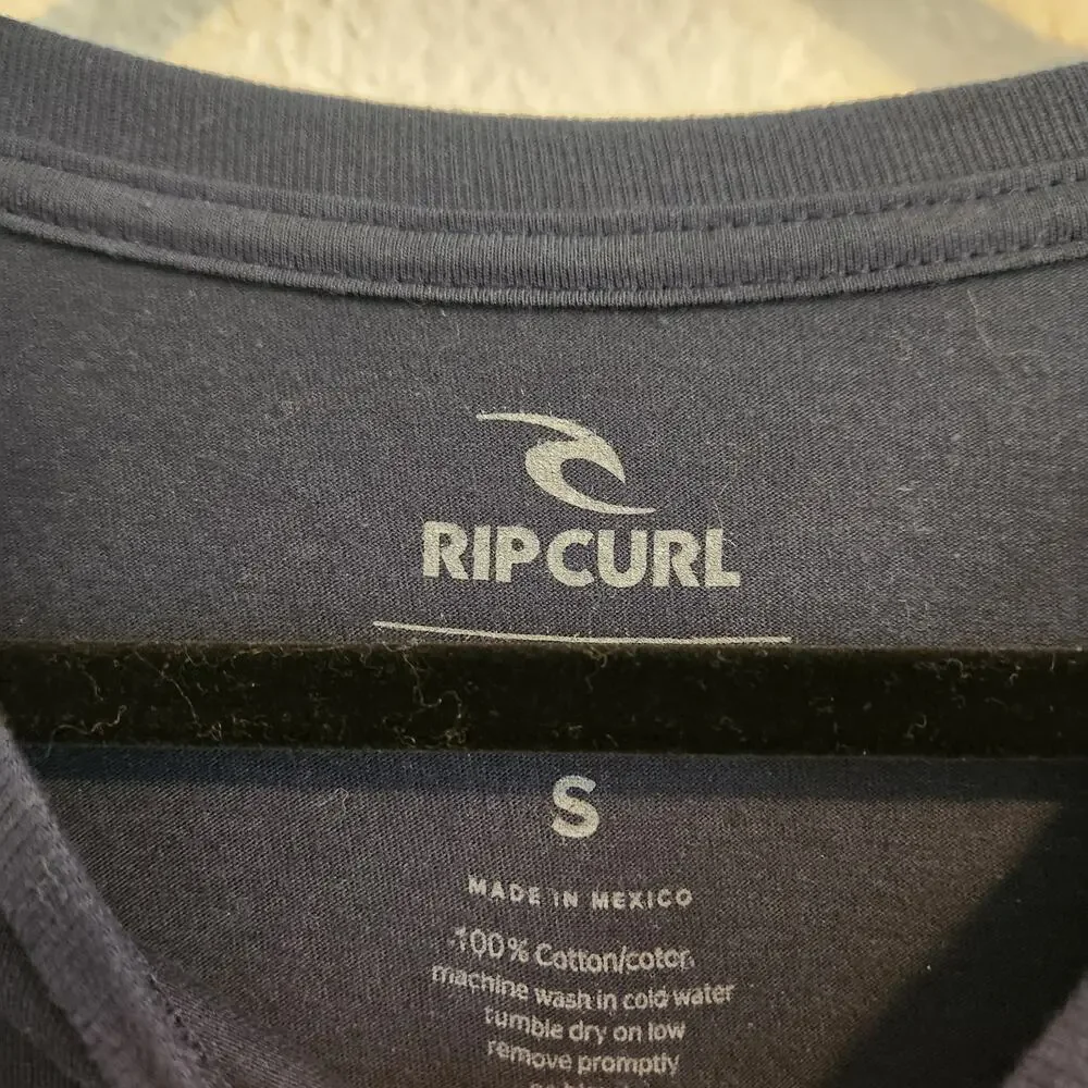 Rip Curl Men's‎ Size Small Surf Company California Black Beach Wave T-Shirt NWT